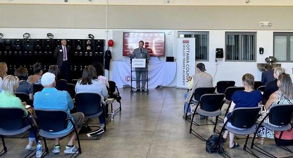 Lt. Governor Husted visited the Ottawa County Business Advisory Council and Skilled Trades Academy in Oak Harbor