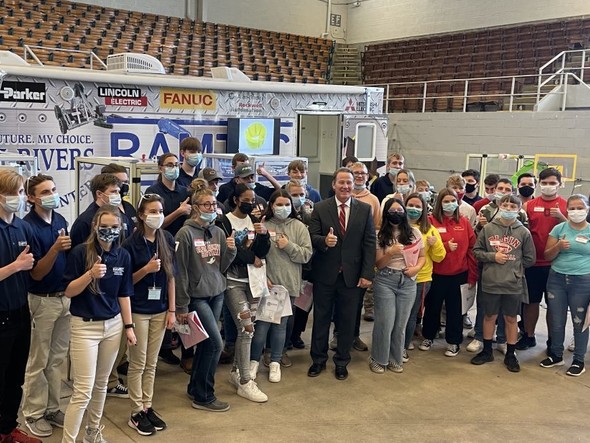 Lt. Governor Husted speaks at the Marion Veterans Memorial Coliseum for the annual Made in Marion exhibits and to meet with middle school students. 