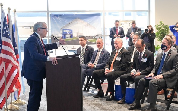 Governor DeWine speaks at the ceremonial groundbreaking for Sierra Nevada Corporation.