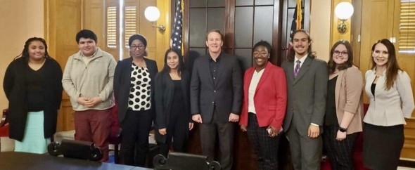 Lt. Governor poses with Ohio STEM leaders and students.