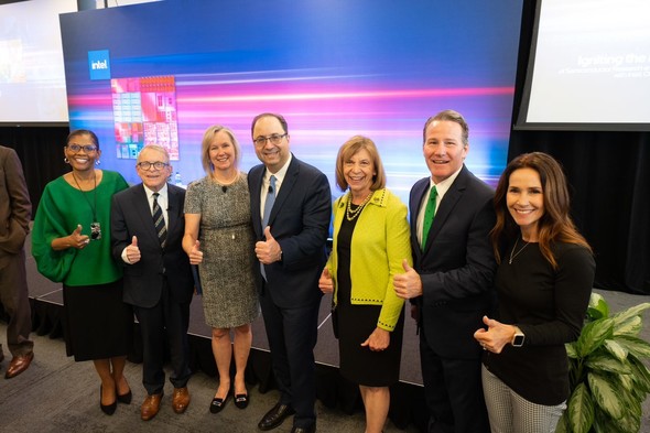 Speakers gather for a photo after the Intel announcment