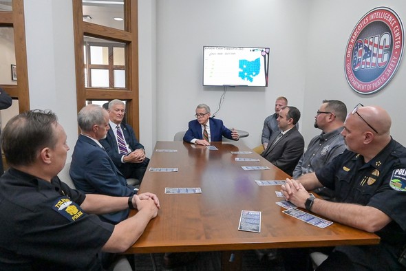 Governor DeWine speaks with state, local, and federal law enforcement officers.