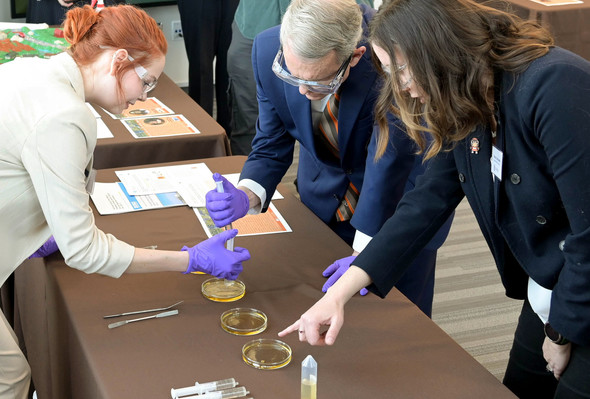 Governor DeWine learns how students at Bowling Green State University test the water quality during his visit where he discussed H2Ohio.