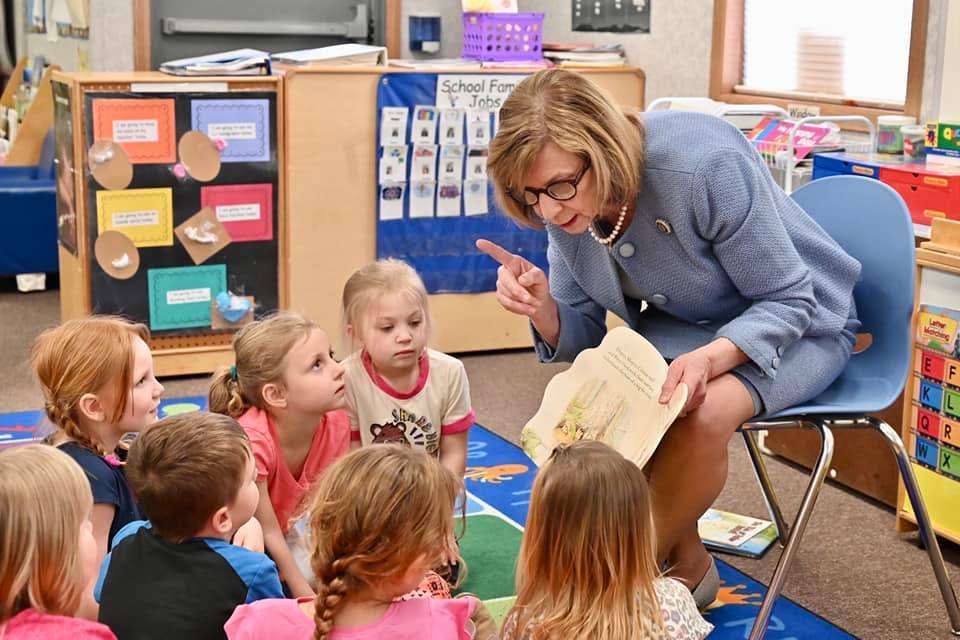 First Lady DeWine reads "The Tale of Peter Rabbit" to children.