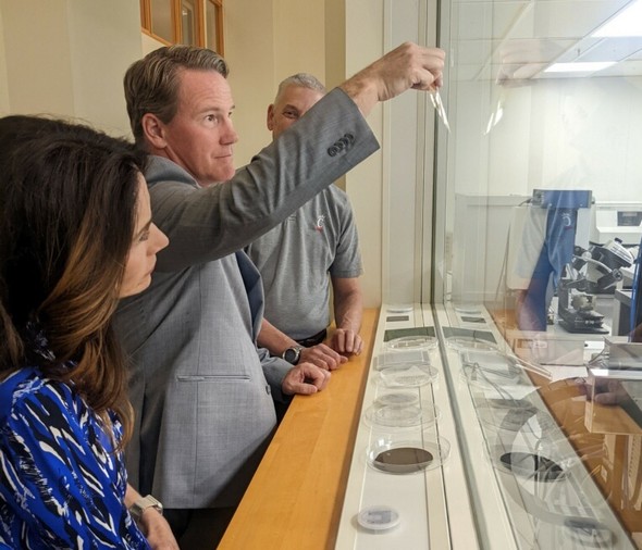 Lt. Governor Jon Husted and Second Lady Tina Husted check out semiconductor materials in the lab