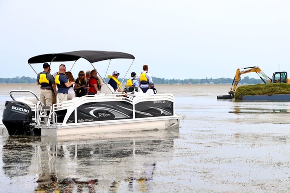 ?Governor DeWine, ODNR Director Mary Mertz, and Ohio State Parks staff take a look at the invasive aquatic vegetation at Indian Lake State Park.