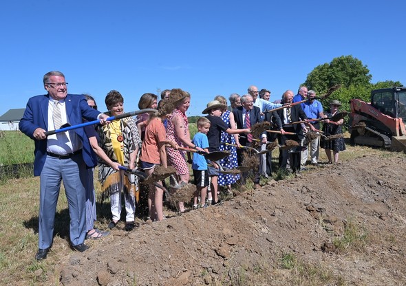 Governor DeWine, First Lady DeWine, ODNR Director Mertz, and others break ground on the newest Ohio State Park.