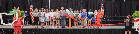 Governor DeWine, First Lady DeWine, and Lt. Governor Husted cut the ribbon celebrating the opening day of the 2022 Ohio State Fair.