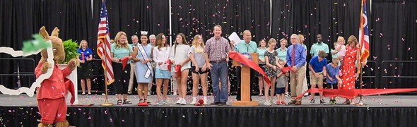 Governor DeWine, First Lady DeWine, Lt. Governor Husted, and Second Lady Husted cut the ribbon celebrating the opening day of the Fair.