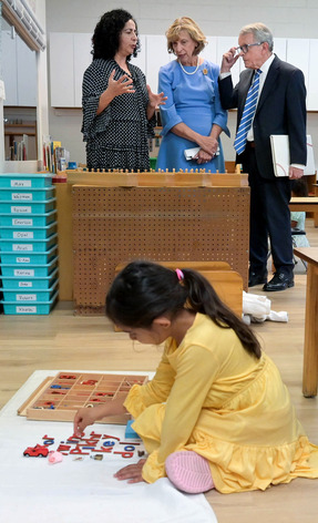 Governor DeWine and Frist Lady Fran DeWine visit a classroom