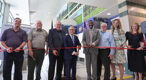 Governor DeWine unveils re-imagined rest area along I-70 westbound in Licking Co. in recognition of World Heritage Day.