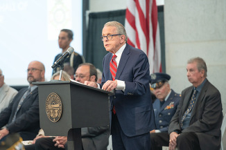 Governor DeWine attends Ohio Military Hall of Fame Induction Ceremony. 