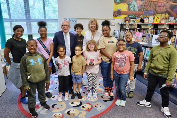 Governor and First Lady DeWine attend glasses-fitting for students at Oxford Elementary School in Cleveland Heights