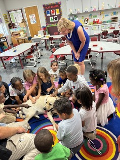 First Lady DeWine visits Kenwood Elementary School 