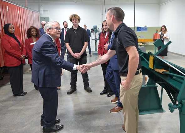 EFCTS-RIBBON-CUTTING-4