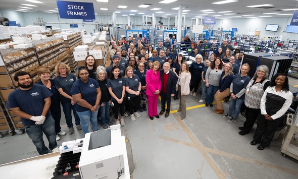 Governor and First Lady DeWine with Classic Optical Laboratories employees.