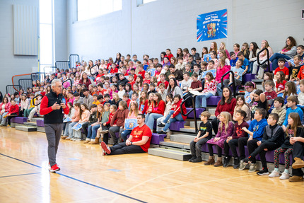 Lt. Governor Tressel talking to students at Berkshire Elementary in Burton, Ohio. 