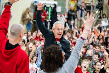 Lt. Governor Tressel getting students and facility at Hilltop Elementary excited for the Tea Tressel Fitness Challenge. 