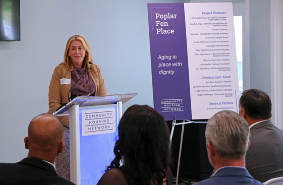 Tia Poplar Ren ribboncutting