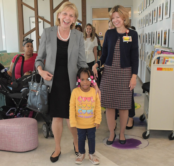 First Lady DeWine toured UH Rainbow Center for Women & Children