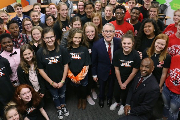 Governor DeWine visiting with students in Hamilton County