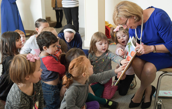 First Lady Fran DeWine reading to kids at St. John Paul II Early Childhood Education Center 