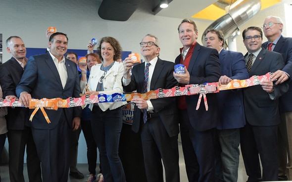 Governor DeWine and Lt. Governor Husted at ribbon cutting of White Castle's Headquarters