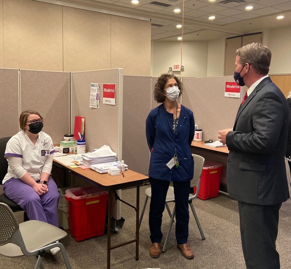 Lt. Governor Husted Visits Ashland Vaccine Clinic