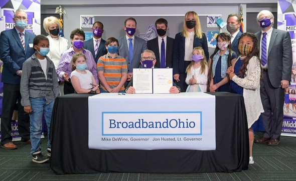 Bill Signing - BroadbandOhio