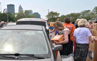 First Lady DeWine at COSI's Learning Lunchbox Giveaway Event