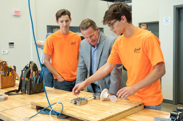 Lt. Governor Husted visited the Greene County Career Center