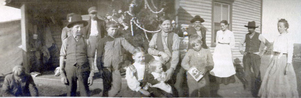 Pioneer family at Christmas