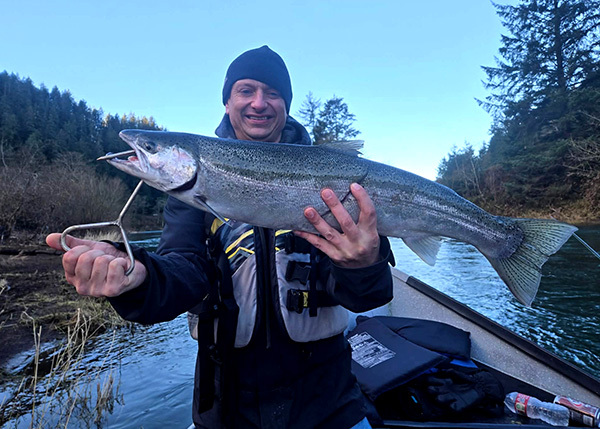 638_cotm_winter_steelhead_albertus_jacobs_odfw.jpg