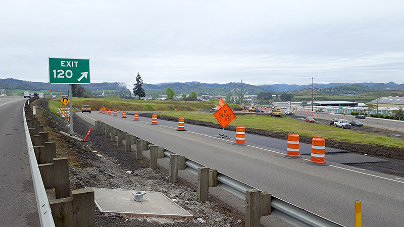 Interstate 5, Exit 120 southbound ramps