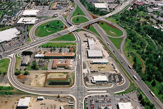 A photo of the I-5 Exit 30 North Medford Interchange area