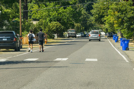 Parkrose Middle School students walking