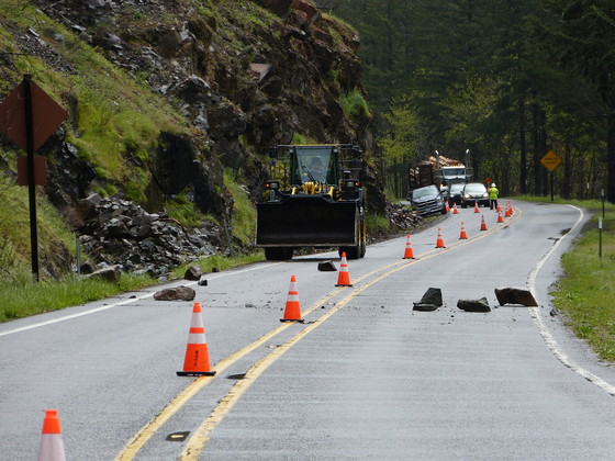 Loader clears rocks from OR 138E