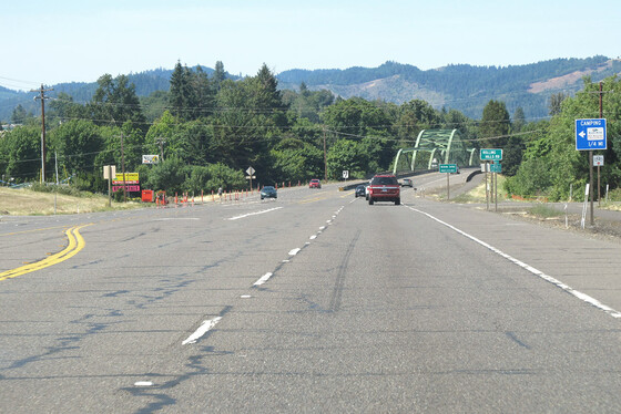 Oregon 42 at Rolling Hills Road