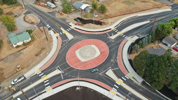 Picture of the new roundabout in Molalla