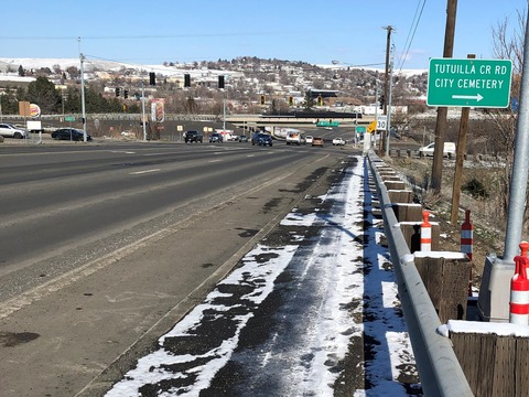 Sidewalk along U.S. 395/Southgate in Pendleton.