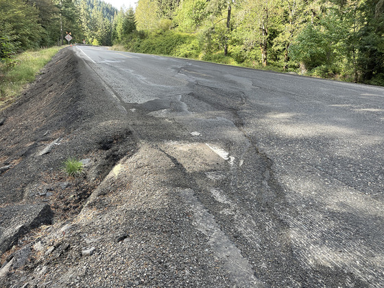 Oregon 138W slide repair area (MP 4.8)