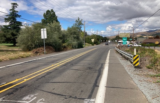 Oregon 66 near Dead Indian Memorial Rd.