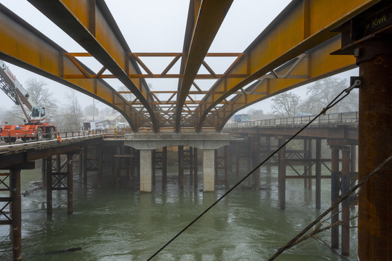 Photo of the new Van Buren Bridge being constructed