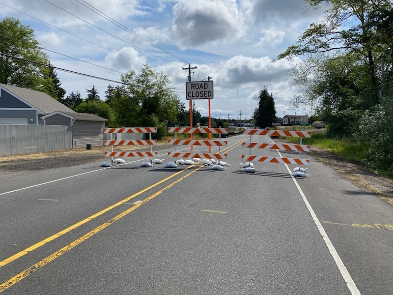 Photo showing the barricade on OR 104S at the full road closure