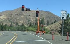 Temporary traffic signal