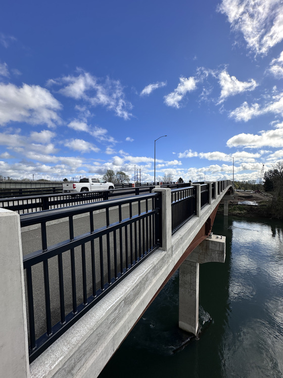 The new Van Buren Bridge is now complete.