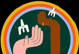 image of two hands holding naloxone