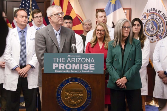 Oregon Prescription Drug Program Director Trevor Douglass speaking at an event to celebrate Arizona being the latest state to joint ArrayRx