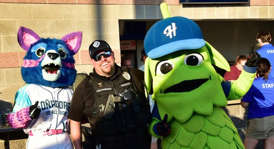 Local Heroes with Barley and Sonadores