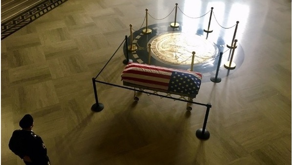 Secretary of State Dennis Richardson Lies in State in Capitol Rotunda
